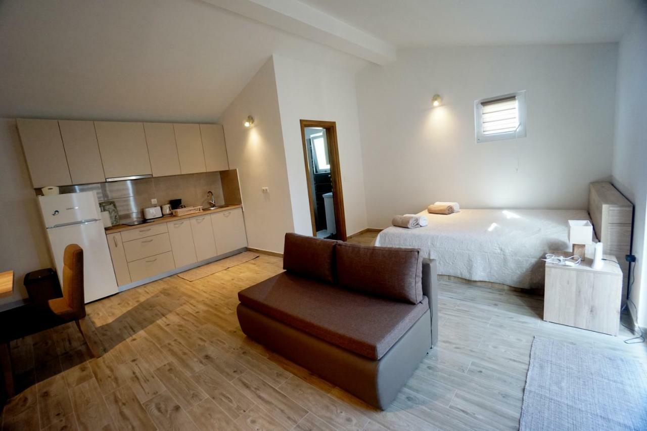 Apartments Sanja Jezera Exterior foto
